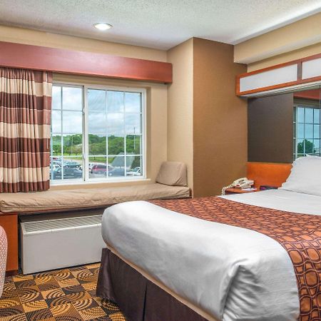 Microtel Inn & Suites Lincoln Eksteriør billede